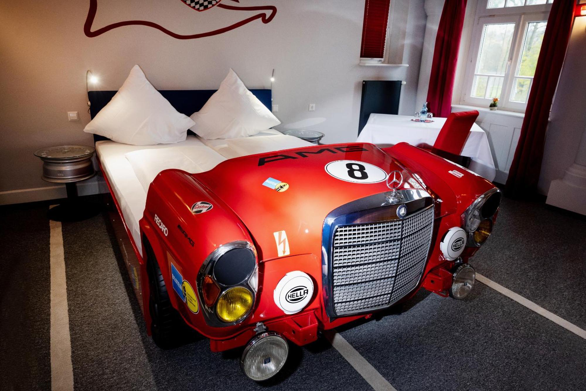 Motorworld Inn Warthausen Exterior photo